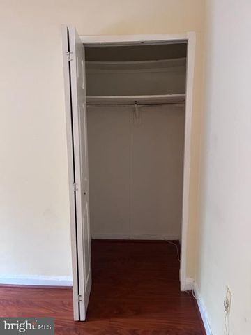 4721 1ST ST SW #101, Washington, DC 20032