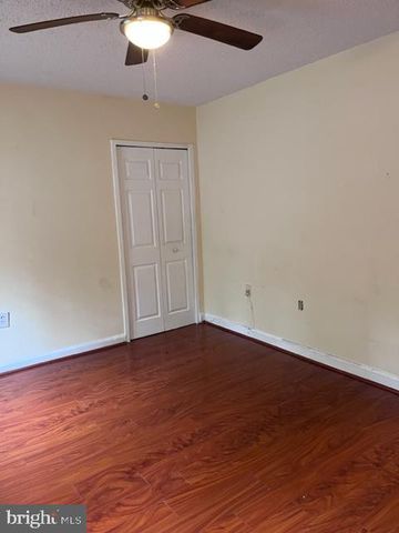 4721 1ST ST SW #101, Washington, DC 20032