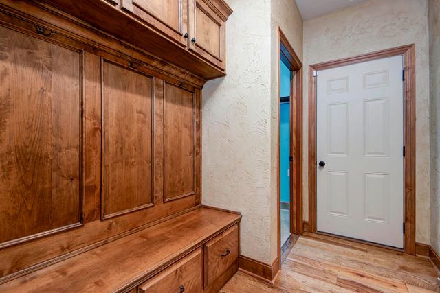 6116 S Danforth Avenue, Springfield, MO 65804