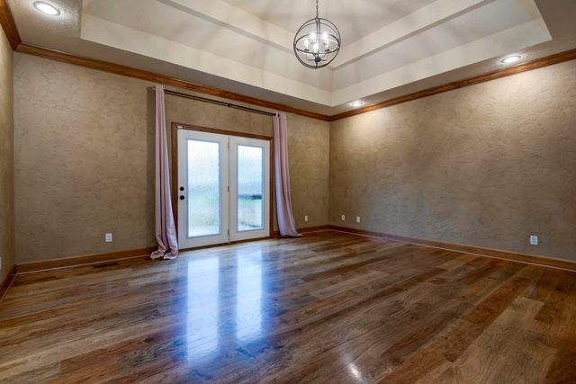 6116 S Danforth Avenue, Springfield, MO 65804
