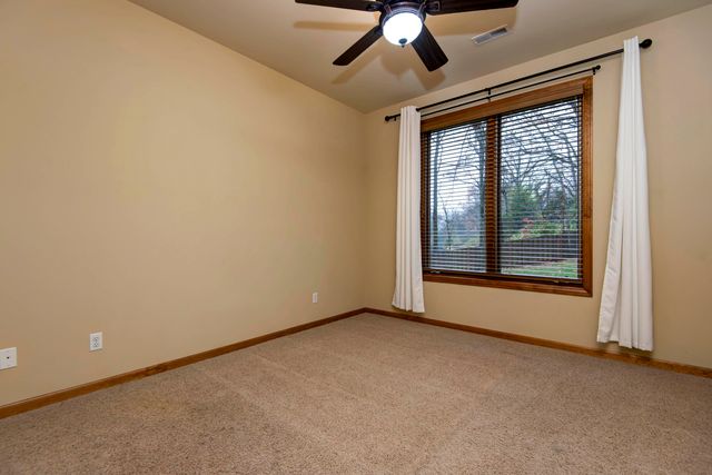 6116 S Danforth Avenue, Springfield, MO 65804