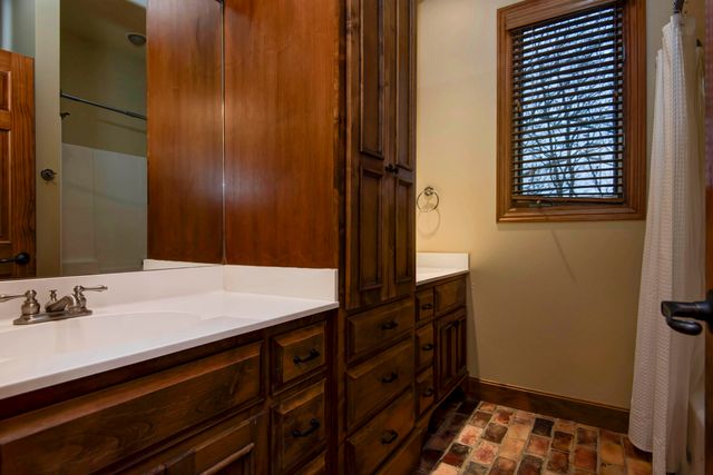 6116 S Danforth Avenue, Springfield, MO 65804