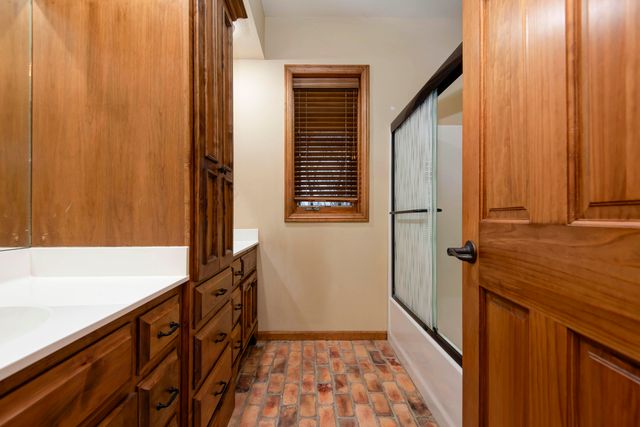 6116 S Danforth Avenue, Springfield, MO 65804