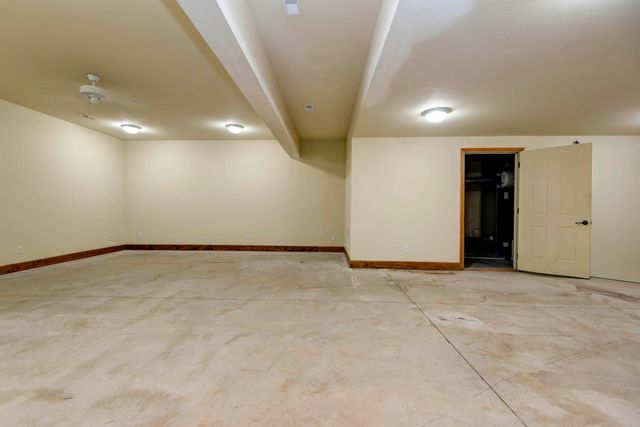 6116 S Danforth Avenue, Springfield, MO 65804