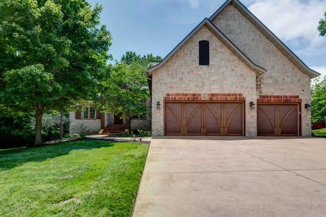 6116 S Danforth Avenue, Springfield, MO 65804