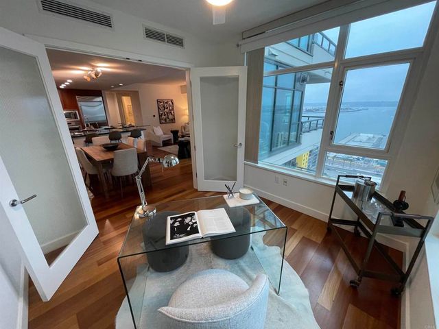 1199 Pacific Hwy 2501, San Diego, CA 92101