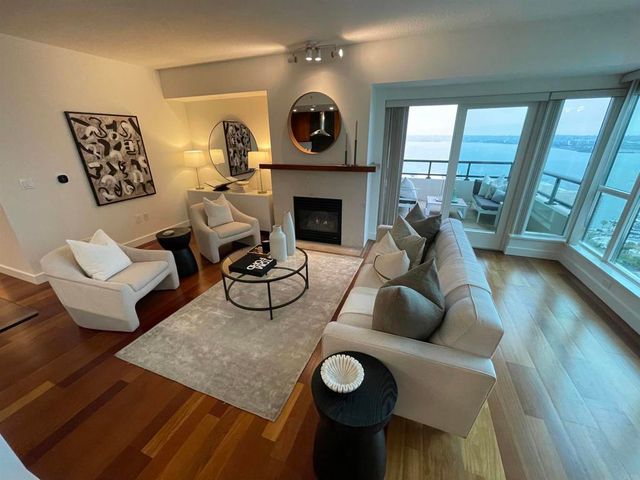 1199 Pacific Hwy 2501, San Diego, CA 92101