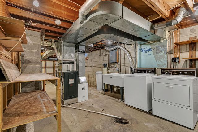 115 Koronis Court, Paynesville, MN 56362