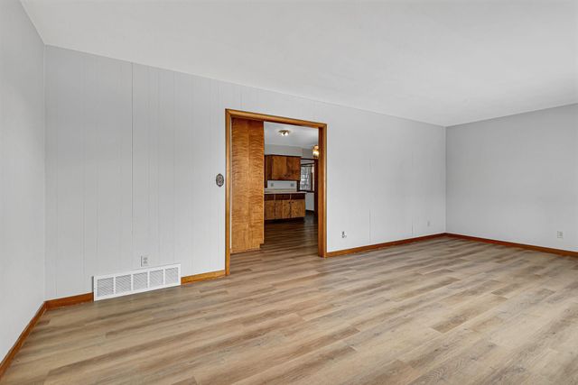 115 Koronis Court, Paynesville, MN 56362