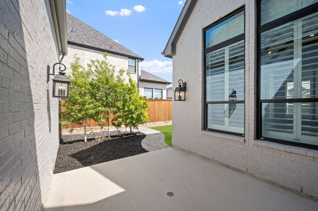 2121 Sherluck Court, Celina, TX 75009