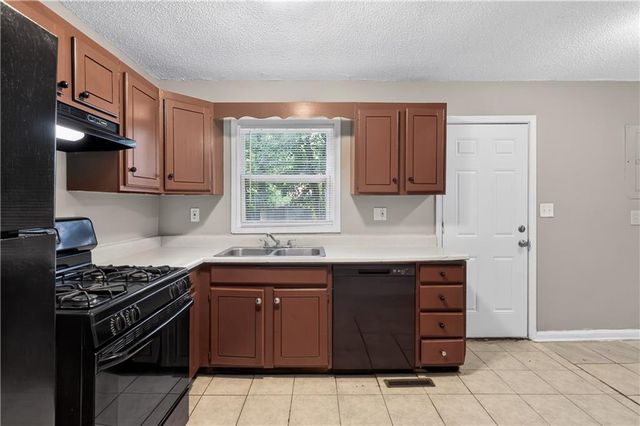 6014 Corona Avenue, Kansas City, KS 66102