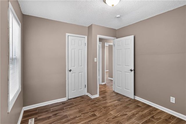 6014 Corona Avenue, Kansas City, KS 66102