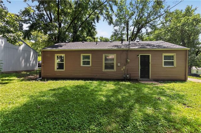 6014 Corona Avenue, Kansas City, KS 66102