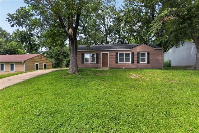 6014 Corona Avenue, Kansas City, KS 66102
