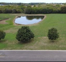 27506 Oakhaven Drive, Greenwood, MO 64034