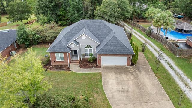1449 Cummings Road, Smiths Station, AL 36877