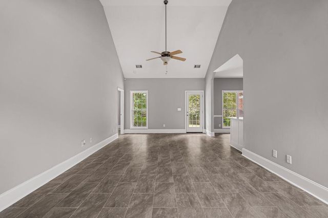 1449 Cummings Road, Smiths Station, AL 36877