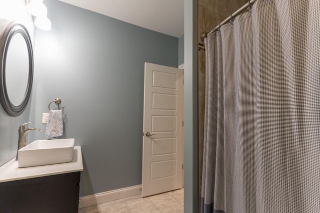 2600 STRATFORD CHASE CIR, Columbia, MO 65201