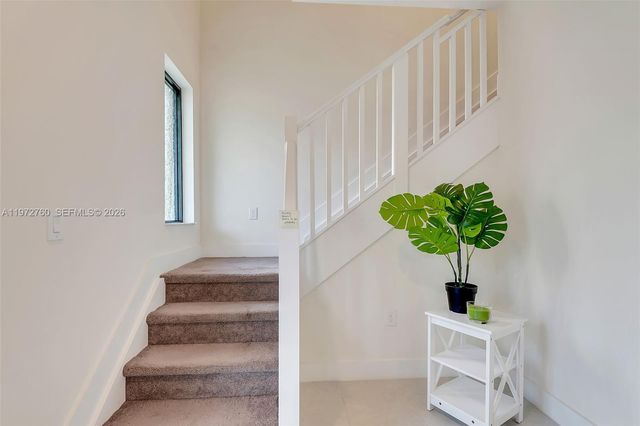 4652 NW 83rd Ave, Doral, FL 33166