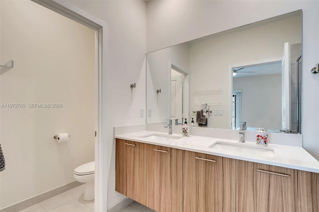 4652 NW 83rd Ave, Doral, FL 33166