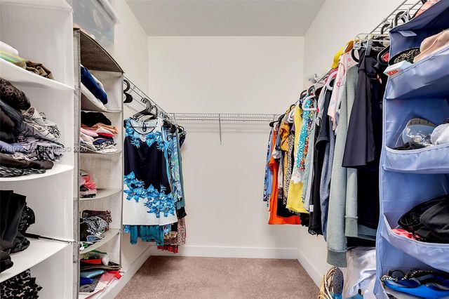 4652 NW 83rd Ave, Doral, FL 33166