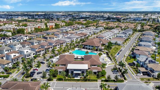 4652 NW 83rd Ave, Doral, FL 33166