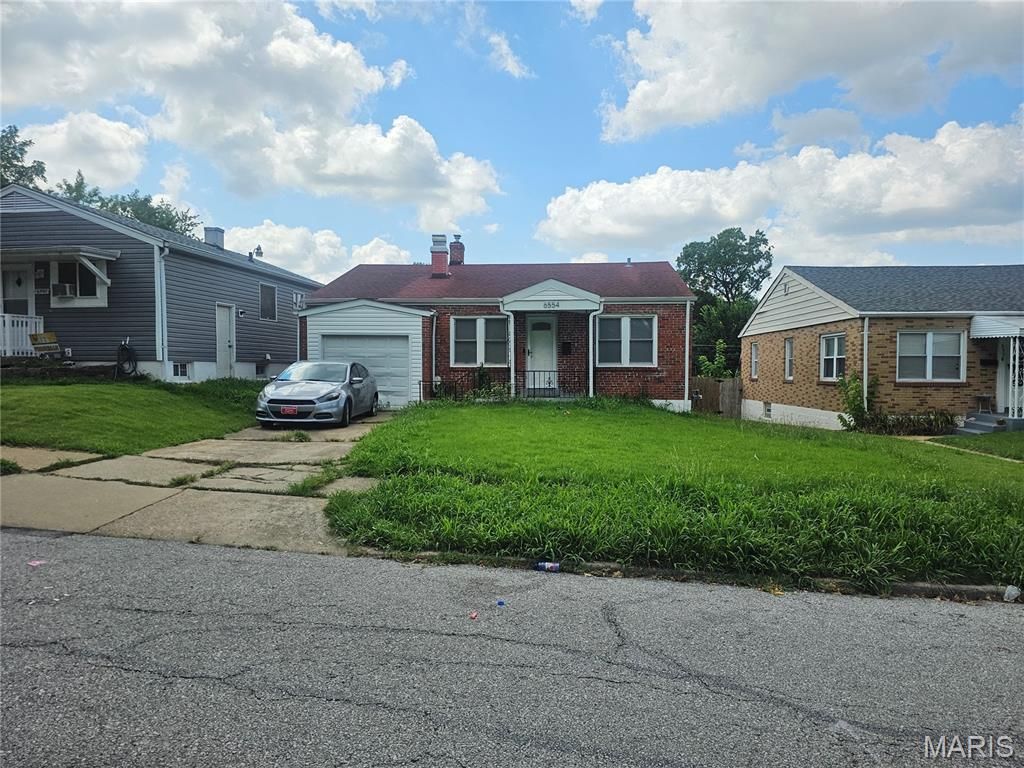 6554 Plymouth Avenue, University City, MO 63130