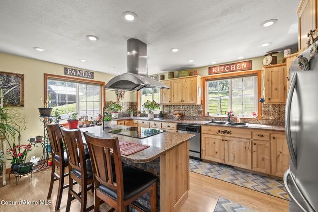 4125 S Wolf Lodge Terrace RD, Coeur D'alene, ID 83814