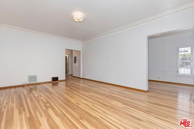 448 S Wilton Place, Los Angeles, CA 90020