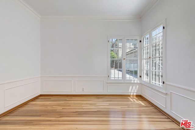 448 S Wilton Place, Los Angeles, CA 90020