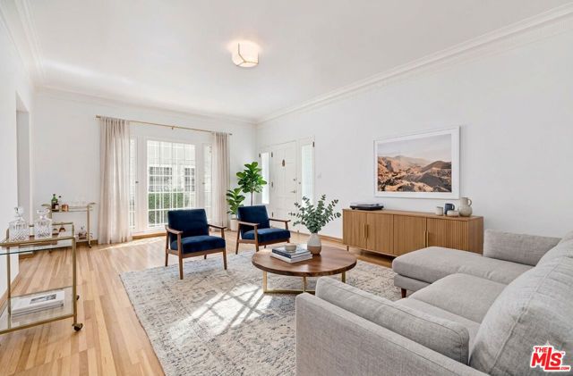 448 S Wilton Place, Los Angeles, CA 90020