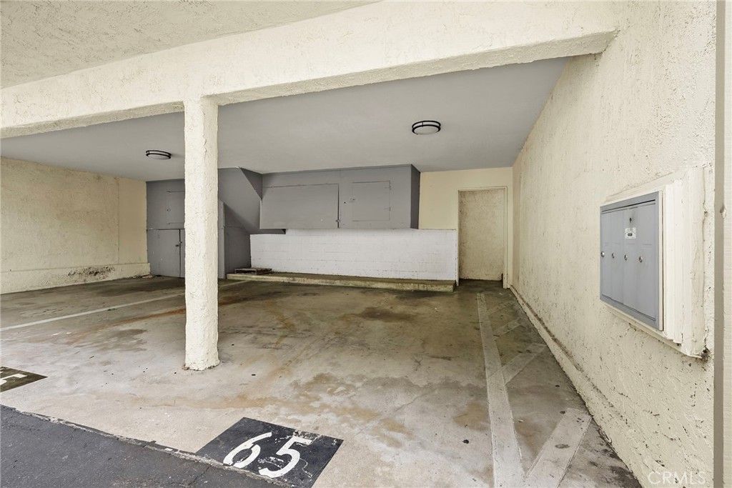 Image 17 of property listing at 1665 Brea, Fullerton, CA 92835