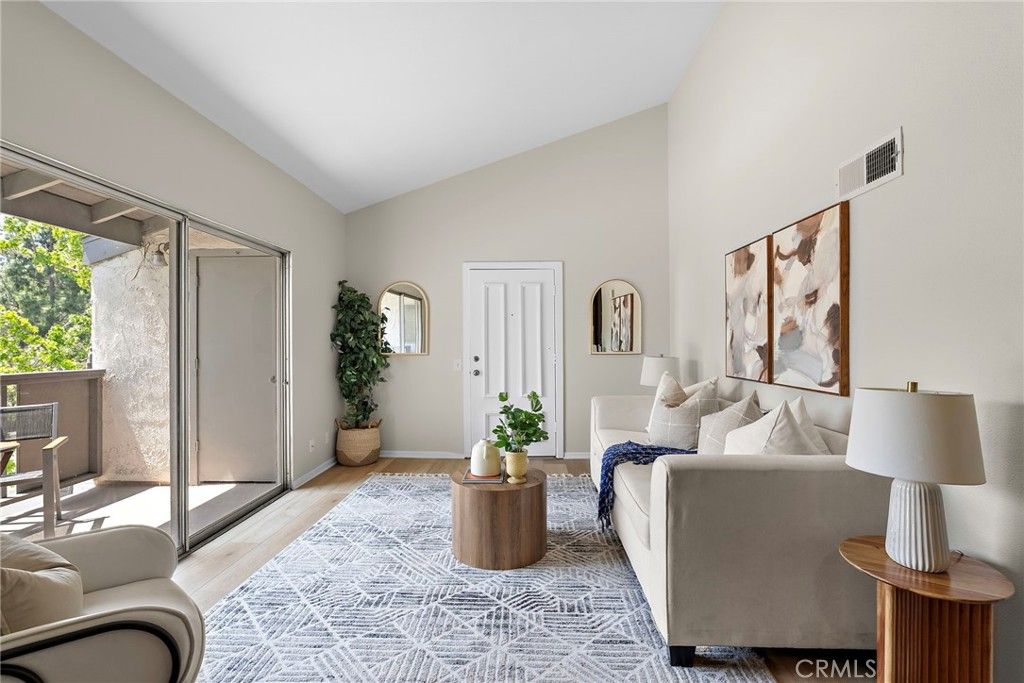 Image 3 of property listing at 1665 Brea, Fullerton, CA 92835