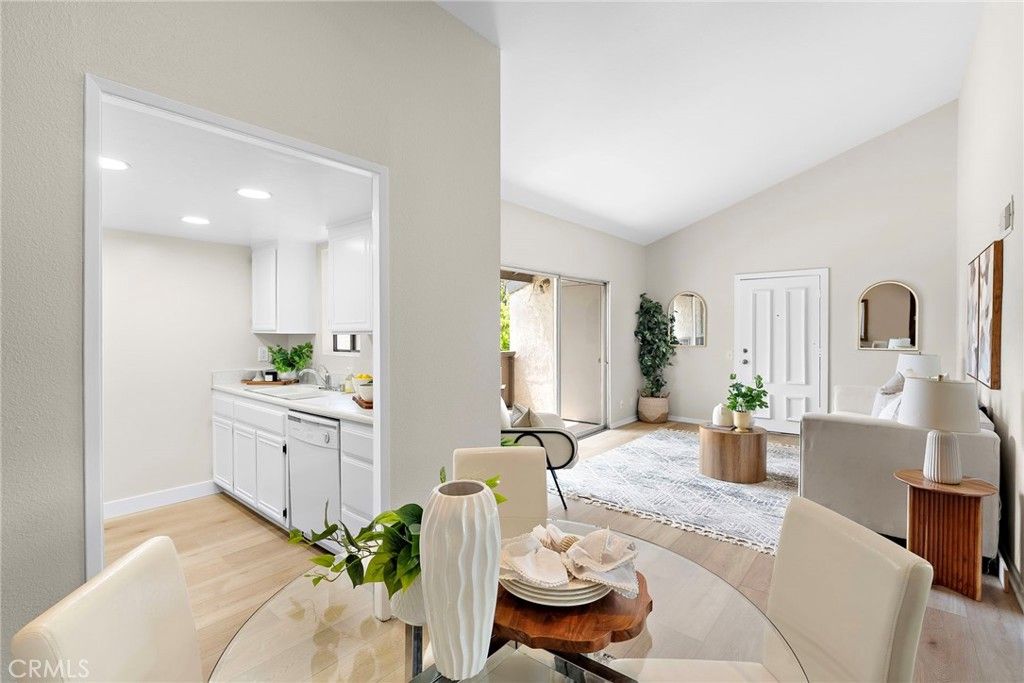 Image 6 of property listing at 1665 Brea, Fullerton, CA 92835
