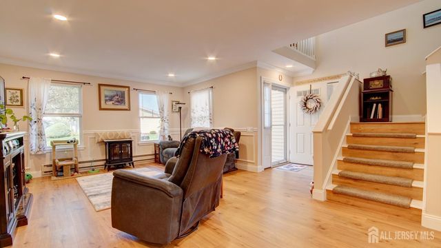 437 Belford Road 437B, Monroe, NJ 08831