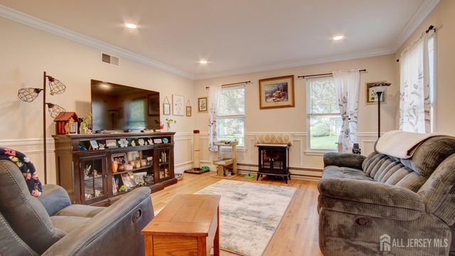 437 Belford Road 437B, Monroe, NJ 08831