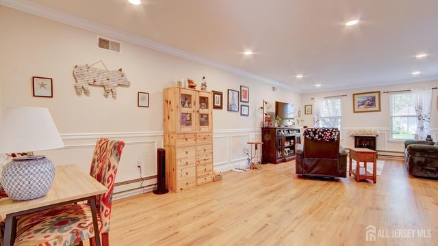 437 Belford Road 437B, Monroe, NJ 08831