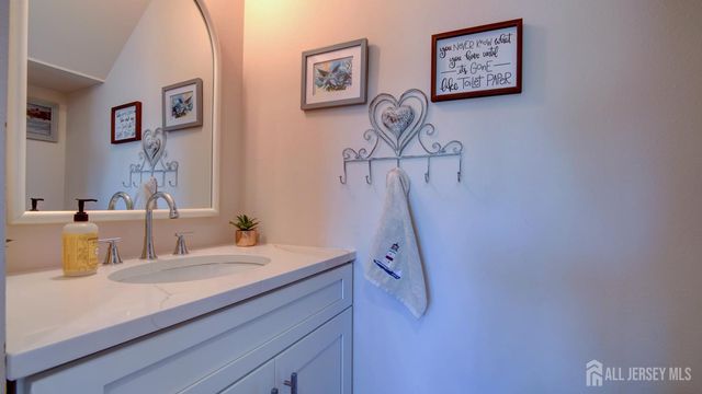 437 Belford Road 437B, Monroe, NJ 08831