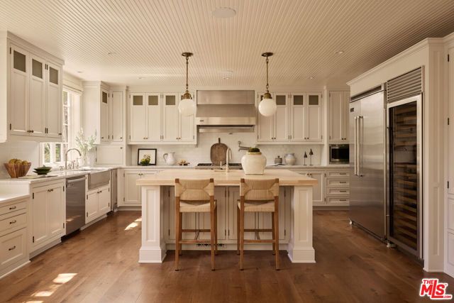 339 S Carmelina Avenue, Los Angeles, CA 90049