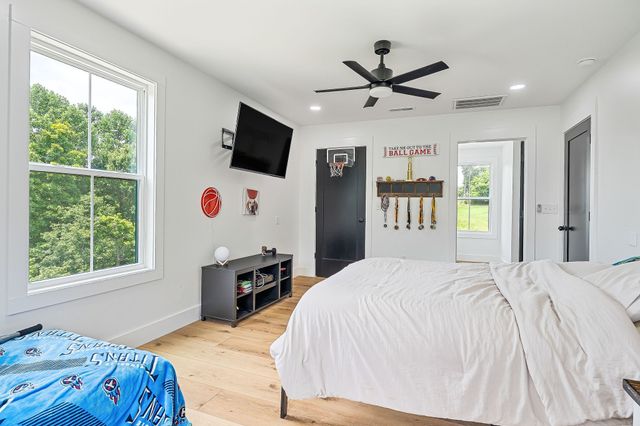 250 Dyer Ridge Rd, Baxter, TN 38544