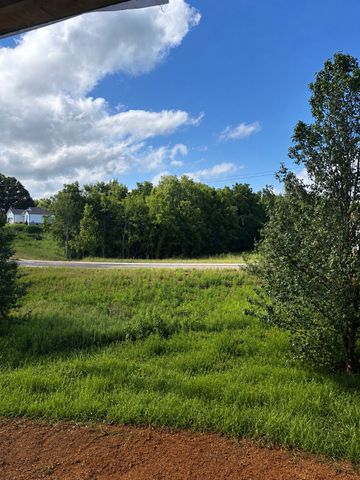 1272 Vickie Ln, Portland, TN 37148
