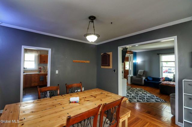 1412 Rugby Road, Schenectady, NY 12308