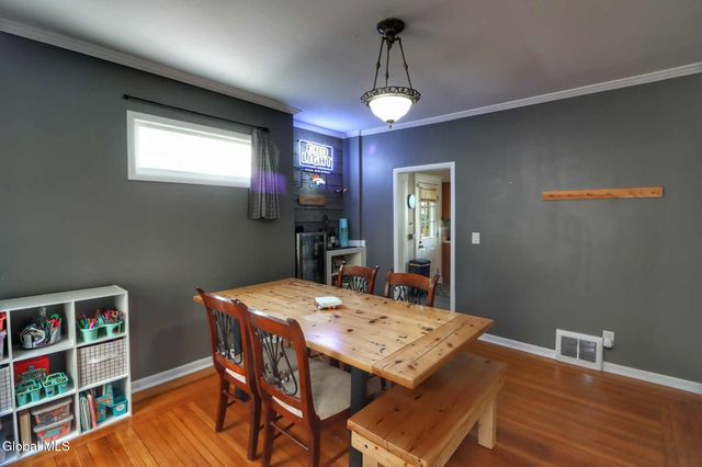 1412 Rugby Road, Schenectady, NY 12308