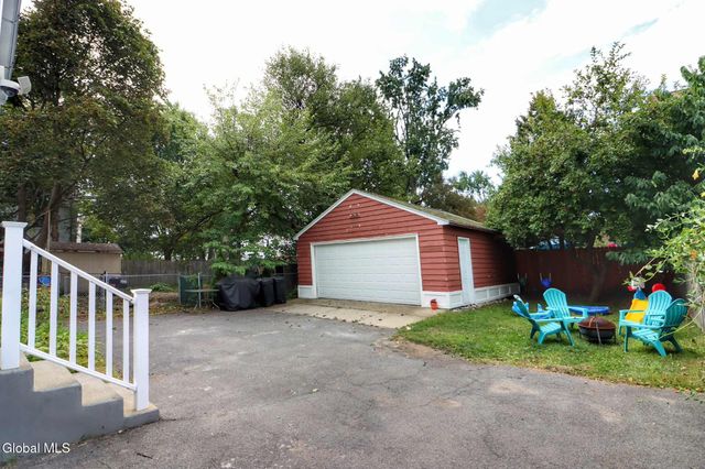 1412 Rugby Road, Schenectady, NY 12308