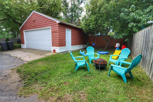 1412 Rugby Road, Schenectady, NY 12308