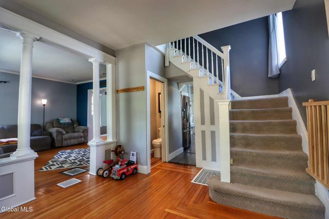 1412 Rugby Road, Schenectady, NY 12308