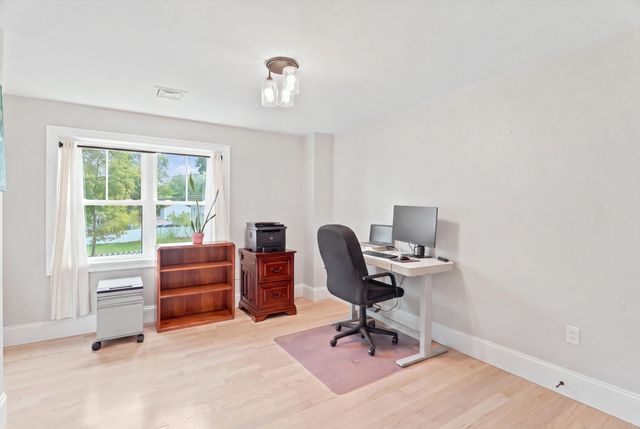 6 Mcdonald Rd, Wilmington, MA 01887