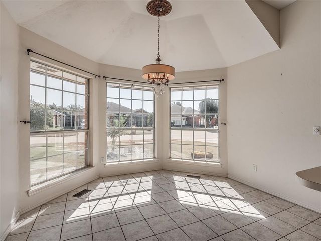8321 NW 77th Place, Oklahoma City, OK 73132