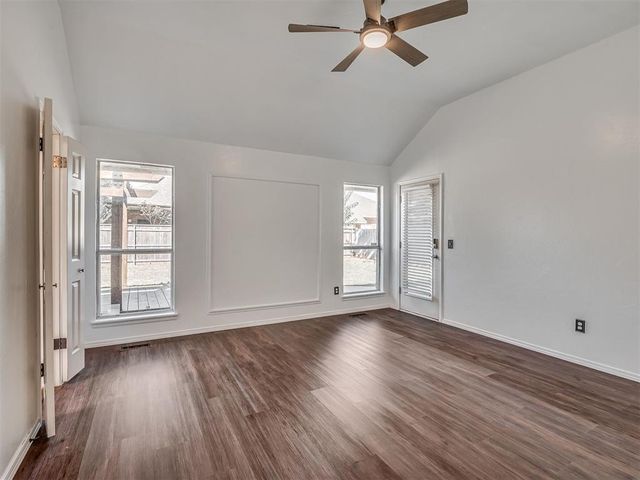 8321 NW 77th Place, Oklahoma City, OK 73132