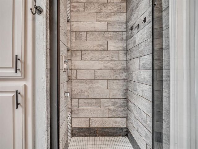 8321 NW 77th Place, Oklahoma City, OK 73132